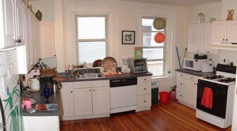 108 Central St, Unit 2L in Somerville, MA - Building Photo