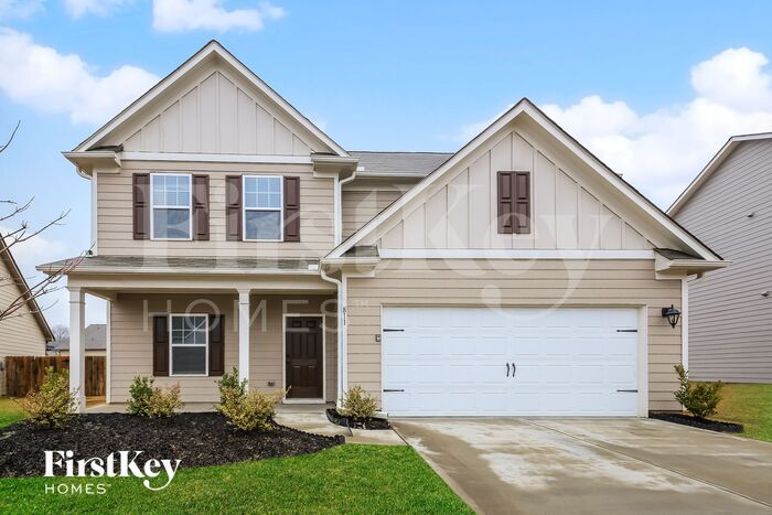 811 Walnut Creek Cir in Pendergrass, GA - Building Photo