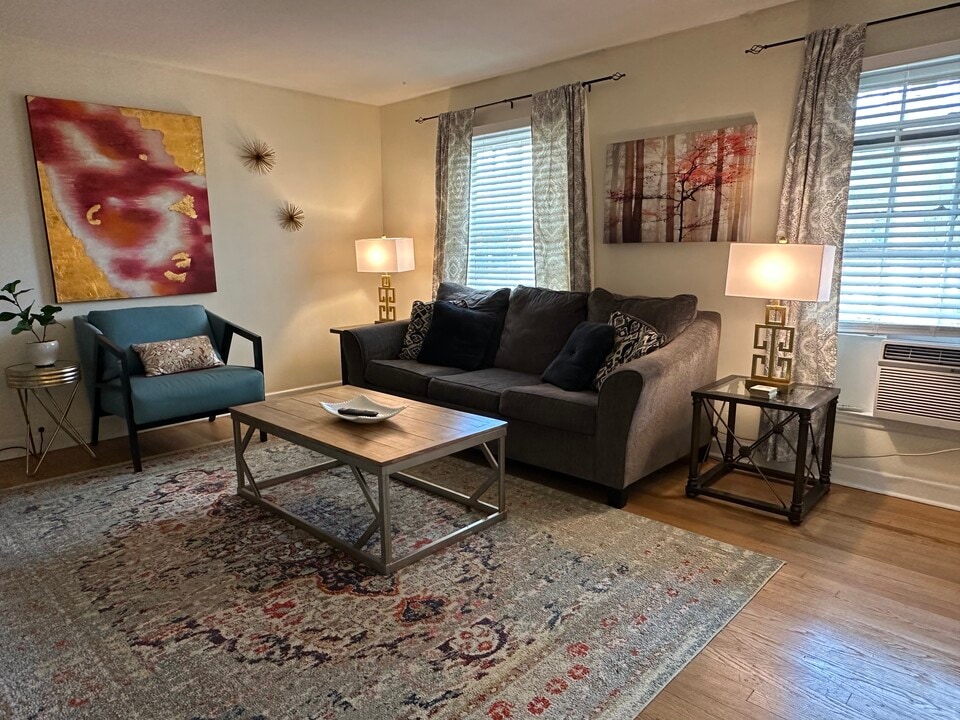 3441 Brevard Rd in Hendersonville, NC - Building Photo