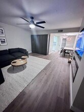 6111 2nd St E, Unit 18 in St Pete Beach, FL - Building Photo - Building Photo