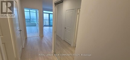 30-1130 Upper Mall Wy in Vaughan, ON - Building Photo - Building Photo