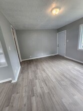 1912 N Moreland Ave in Indianapolis, IN - Building Photo - Building Photo