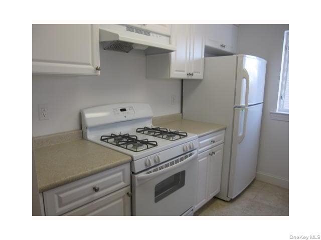 202 Tondo Cir in Harriman, NY - Building Photo - Building Photo