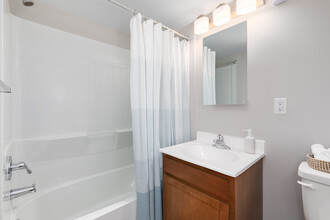 800 Southern Avenue Apartment Homes in Washington, DC - Foto de edificio - Interior Photo