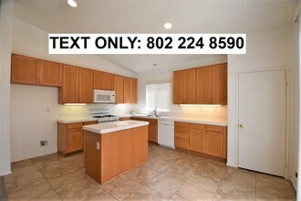 43878 Marbella St in Lancaster, CA - Building Photo - Building Photo