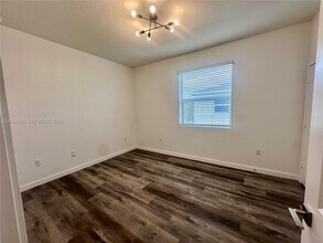 540 NE 5th Ln in Florida City, FL - Building Photo - Building Photo