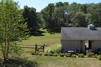 251 Cutler Rd in Hamilton, MA - Building Photo - Building Photo
