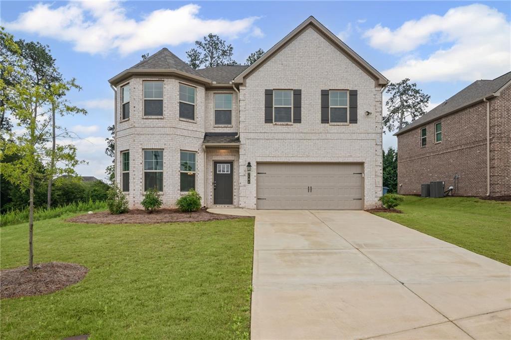 2106 Cadenza Cir in Dacula, GA - Building Photo