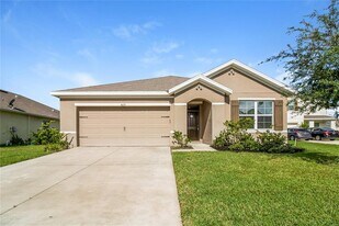 4055 Bramblewood Loop in Spring Hill, FL - Building Photo