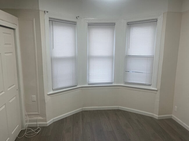 1168 E 221st St in Bronx, NY - Building Photo - Building Photo