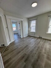 133 Ash St, Unit 2 in Bridgeport, CT - Building Photo - Building Photo