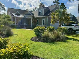 2814 Pine Forest Dr in Southport, NC - Building Photo