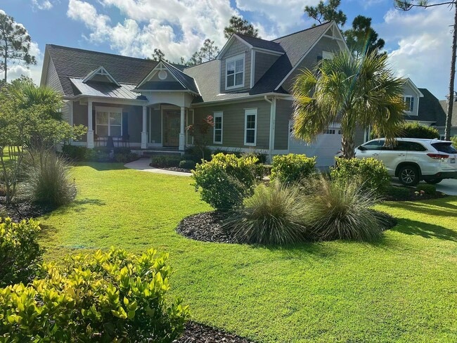property at 2814 Pine Forest Dr