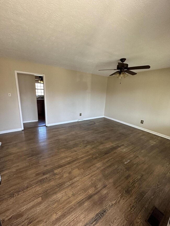 420 Hedgewood Dr in Lexington, KY - Building Photo - Building Photo
