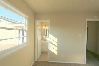 1621 68th St in Lubbock, TX - Building Photo - Building Photo