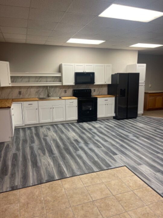 150 Lighthouse Ln in Dalton, PA - Foto de edificio