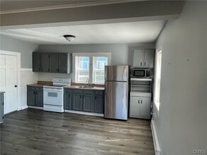 44 Bridge St in Phoenix, NY - Building Photo - Building Photo