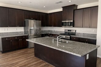 620 Brittania Rd in Hemet, CA - Building Photo - Building Photo