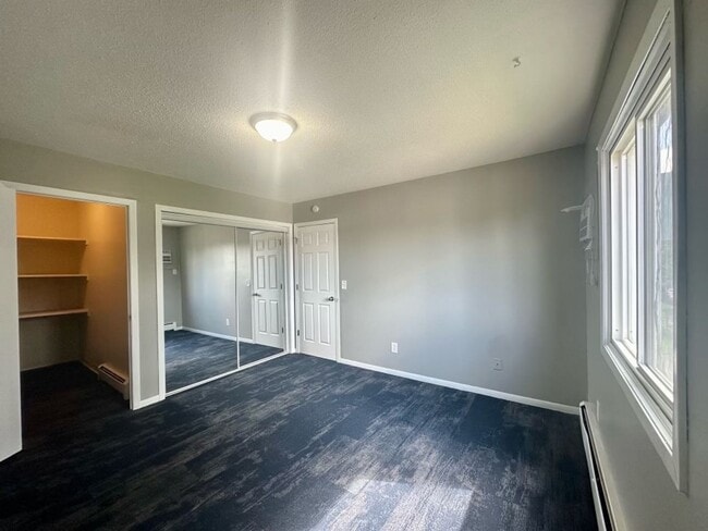 1315 N Dowling Ave in Minneapolis, MN - Foto de edificio - Building Photo