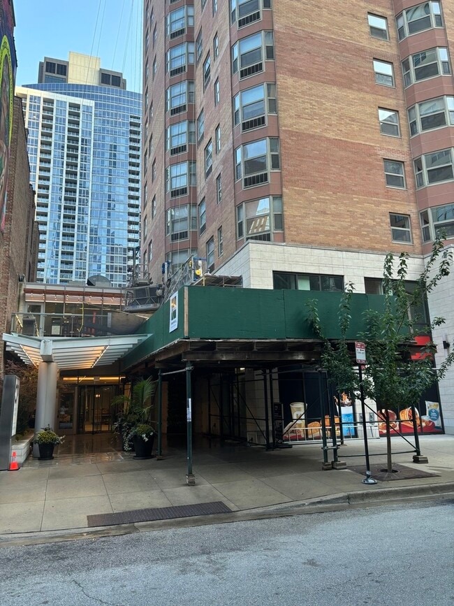property at 8 W Chestnut St