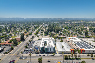 Palm Vista Apartments in Canoga Park, CA - Building Photo - Building Photo