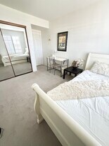 1161 Packers Cir in Tustin, CA - Building Photo