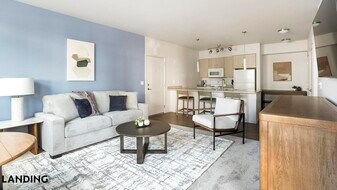 17500 25th Ave NE, Unit GG206 in Marysville, WA - Building Photo