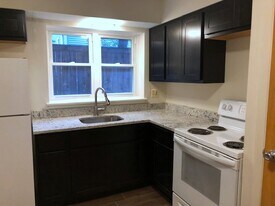 2146 Sherman Ave Apartamentos