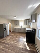 182 Smith St in North Attleboro, MA - Building Photo - Building Photo