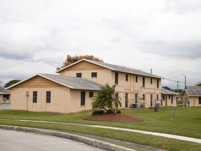 Fremd Village in Pahokee, FL - Building Photo - Building Photo