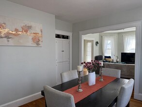 14 Granfield Ave, Unit #3 in Boston, MA - Foto de edificio - Building Photo