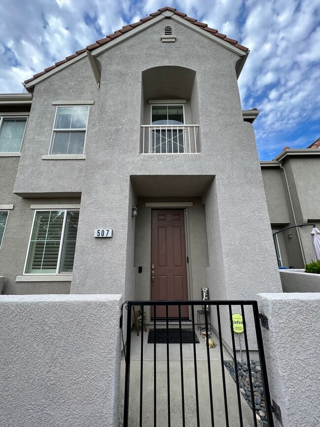 property at 507 Dante Cir