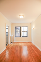 1631 W Lunt Ave in Chicago, IL - Building Photo - Building Photo