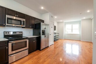 1517 W Seybert St in Philadelphia, PA - Building Photo - Building Photo