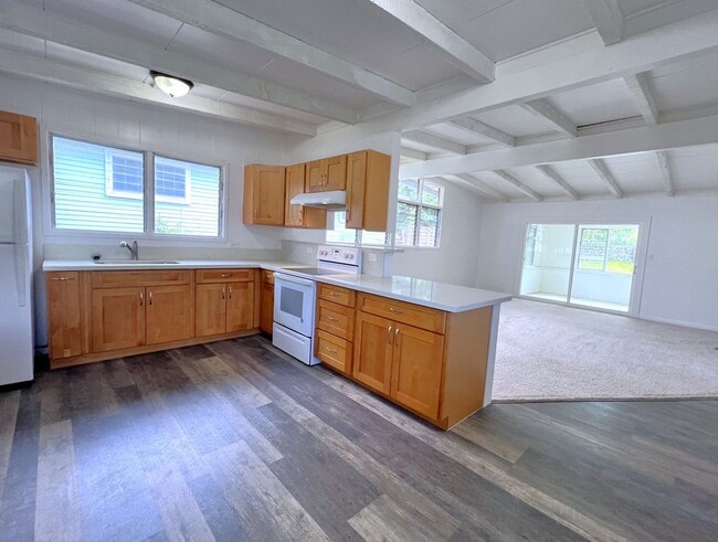 2896 Poelua St in Honolulu, HI - Building Photo - Building Photo
