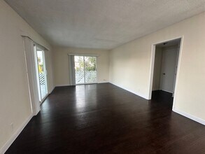 3417 2nd St in Long Beach, CA - Building Photo - Building Photo
