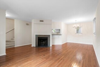 22 Ogier St in Charleston, SC - Building Photo - Building Photo