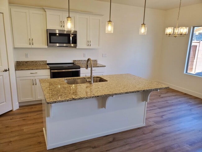 property at 538 Stewart Crk Cv
