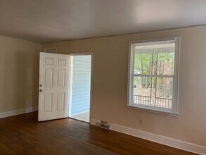 29 Hollywood Ct in Columbia, SC - Building Photo - Building Photo