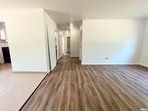 3400 N Missouri Ave in Peoria, IL - Building Photo - Building Photo