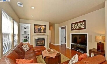 2608 Rasmussen Ct in Pleasanton, CA - Building Photo - Building Photo
