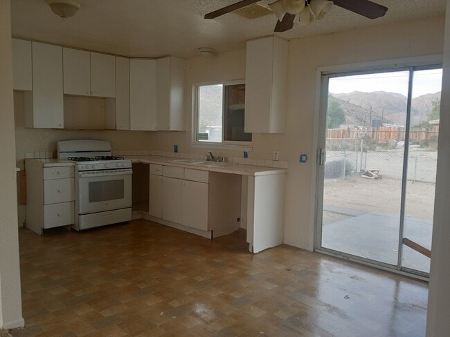 82459 2nd St in Trona, CA - Building Photo - Building Photo