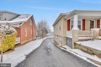 102 Linden Ave in Frederick, MD - Building Photo - Building Photo