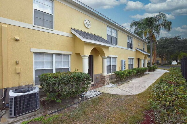 5365 River Rock Rd in Lakeland, FL - Foto de edificio - Building Photo