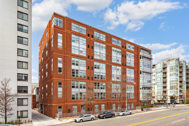 Radius Condos in Washington, DC - Building Photo - Building Photo