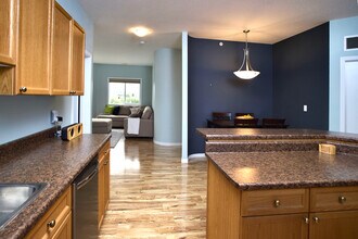 4304-4139 139 Ave NW in Edmonton, AB - Building Photo - Building Photo