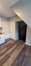 53 Merrimac St, Unit Apt 3E in New Bedford, MA - Building Photo - Building Photo