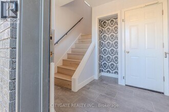 209 Homewood Ave in Hamilton, ON - Building Photo - Building Photo