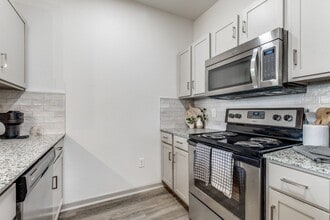 Halcyon Castle Hills in The Colony, TX - Building Photo - Building Photo