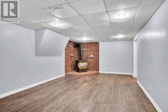 160 Elizabeth Ave in Peterborough, ON - Building Photo - Building Photo
